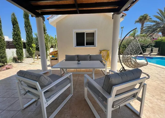 Tamara With Private Pool *