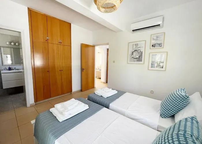 Tamara With Private Pool Villa *