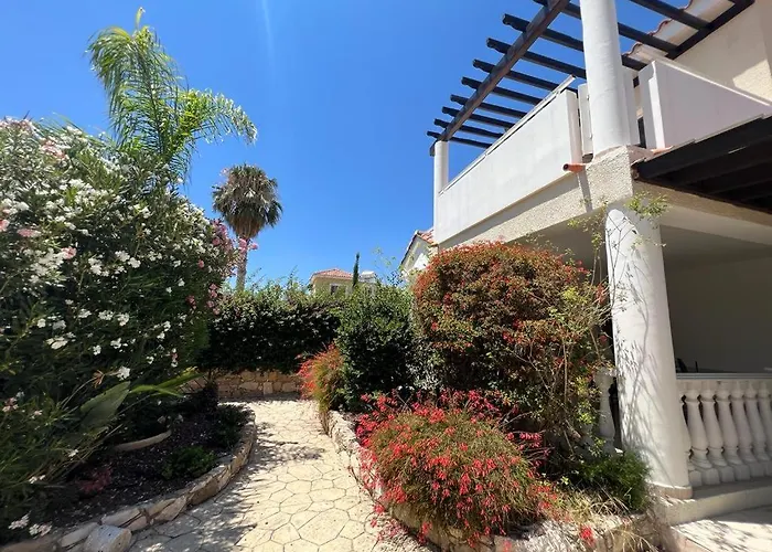 Tamara With Private Pool Villa