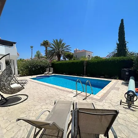 Villa Tamara With Private Pool Peyia