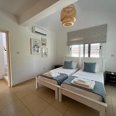 Tamara With Private Pool וילה פאהיה