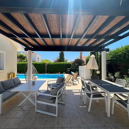 Tamara With Private Pool Villa *