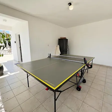 וילה Tamara With Private Pool *