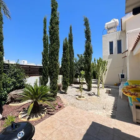 Tamara With Private Pool וילה *