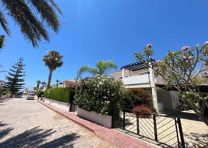 Tamara With Private Pool Vila *