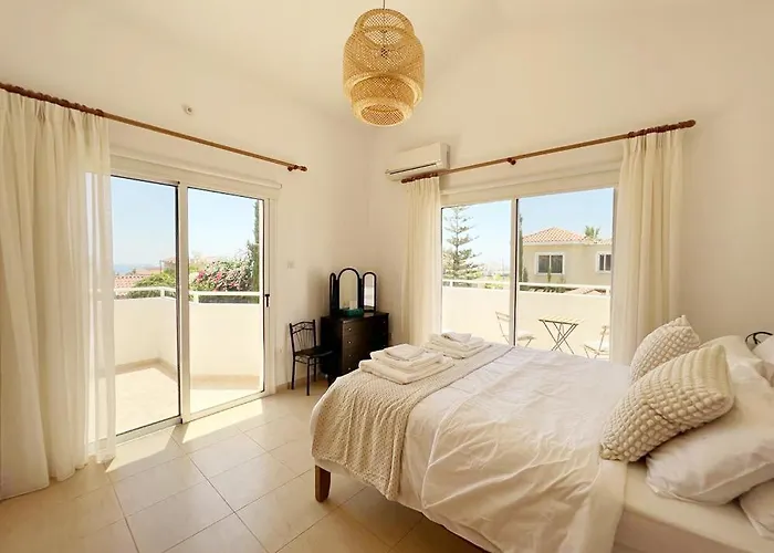 Tamara With Private Pool Vila