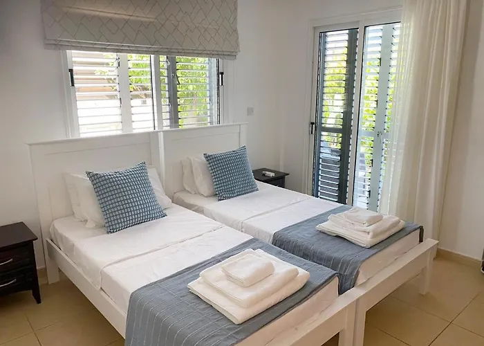 Tamara With Private Pool